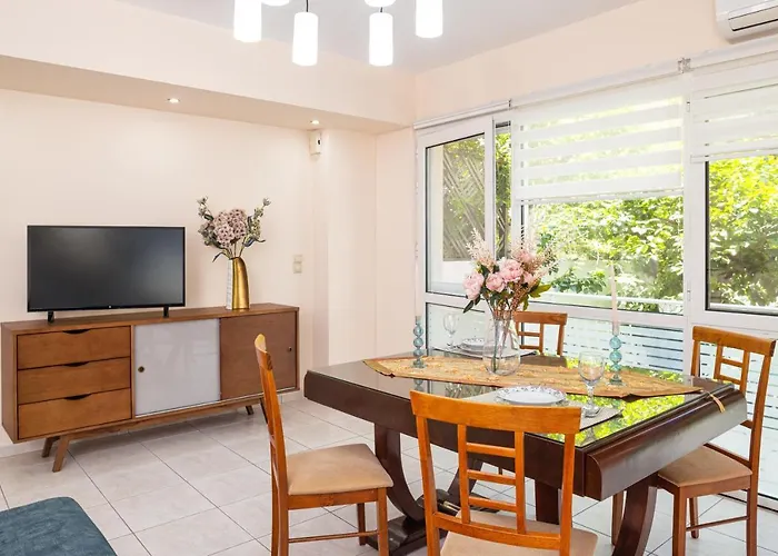 Niovi Luxury Apartment