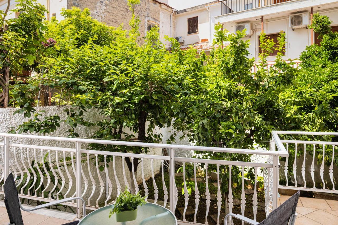 Niovi Luxury * Samos Town