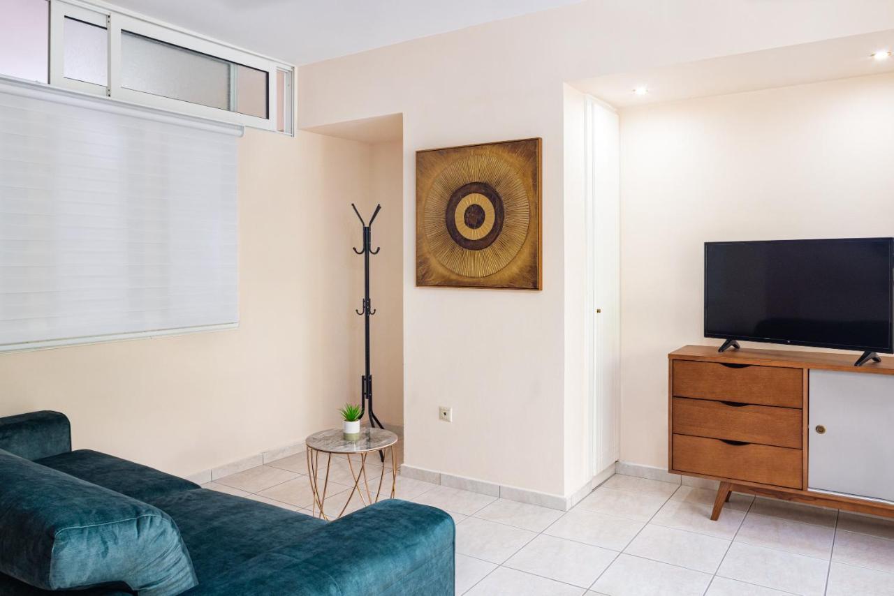 Niovi Luxury Apartment *
